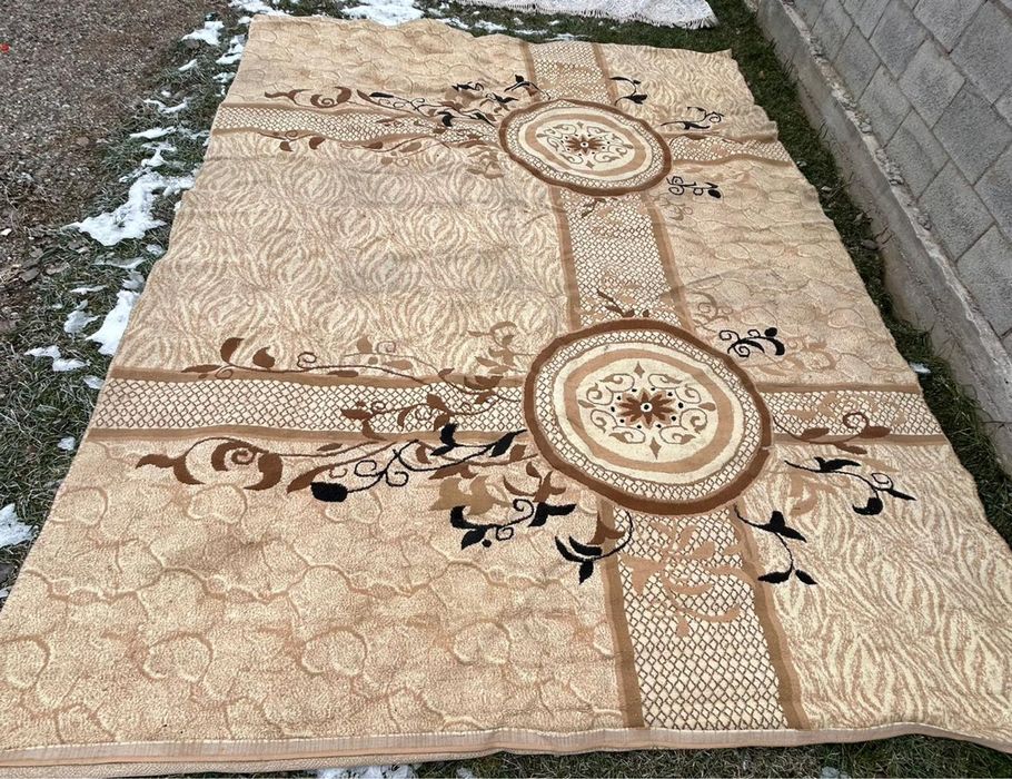 Продам ковры и полас