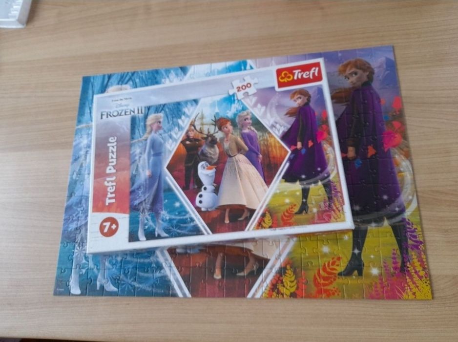 puzzle frozen 2 II trefl 200 piese 7+ Elsa Ana nou original sigilat