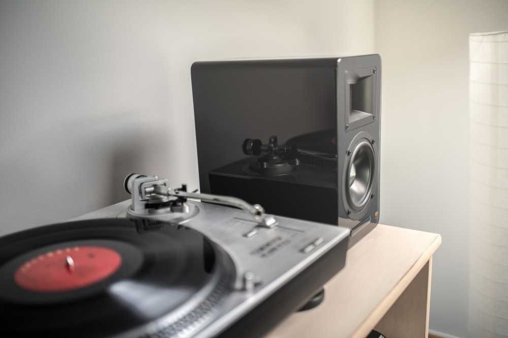 Boxe-Audio-Airpulse-A100-Superior-Dali-Elac-JBL-Sony-Klipsch-Focal-Kef
