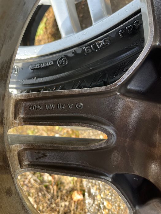 Джанти с гуми 18 за Mercedes