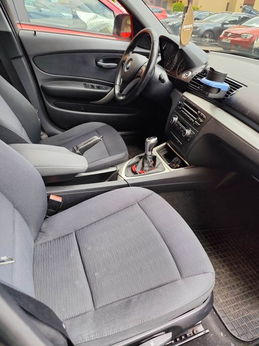 Vând sau schimb BMW seria 1 e87, 2.0 TDI 143 CP, 191.000 KM reali
