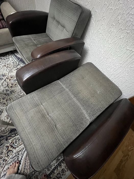Продаю два кресла