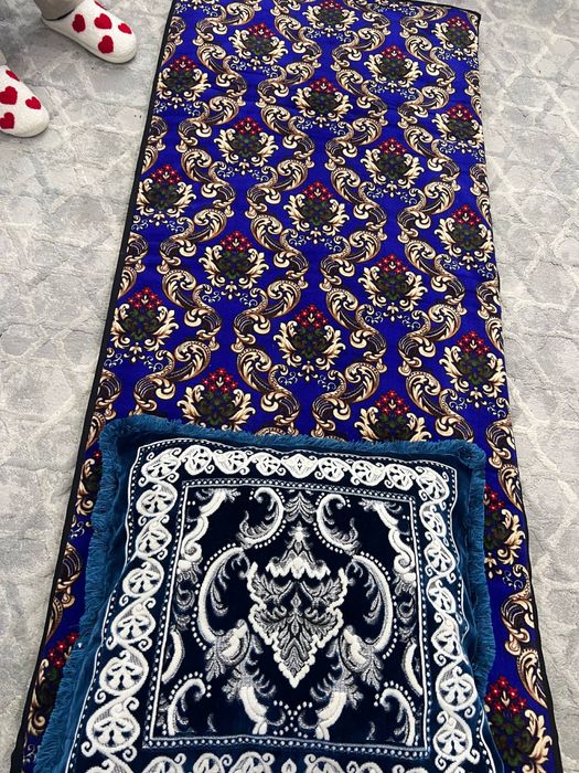 Ko’rpacha sotiladi