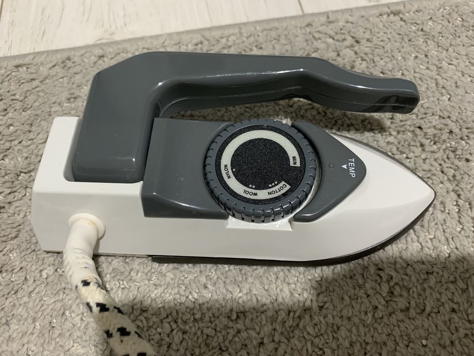 Vintage Fier de calcat uscat compact Remington Travel Plus TL214