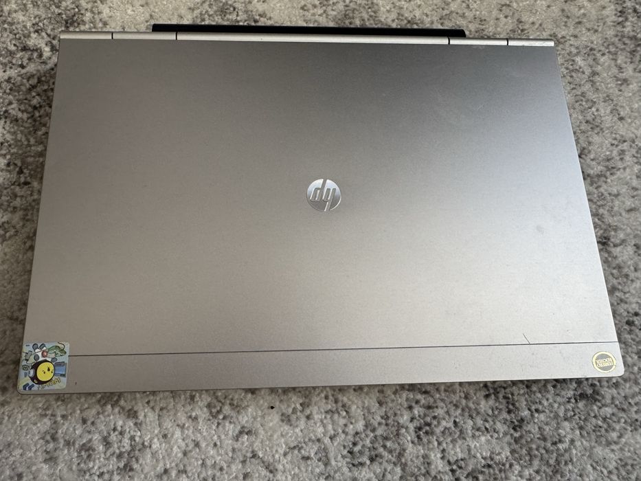 Vând HP EliteBook 2570p, i5-3210M, 8GB RAM DDR3, SSD + HDD (Caddy)