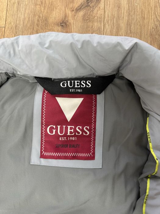 Geaca iarna/ primavara GUESS gri, noua