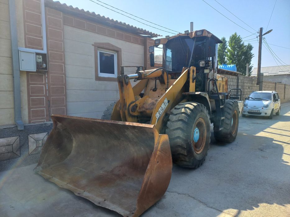 Погрузчик 1.8 куб