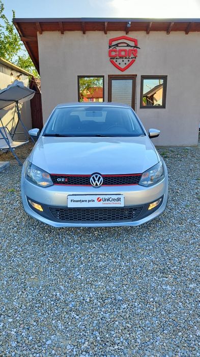 VOLKSWAGEN Polo 2012 — imagine 3