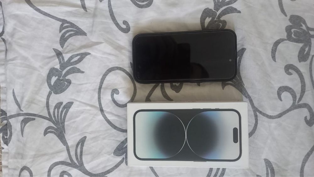 Продам Iphone 14 pro