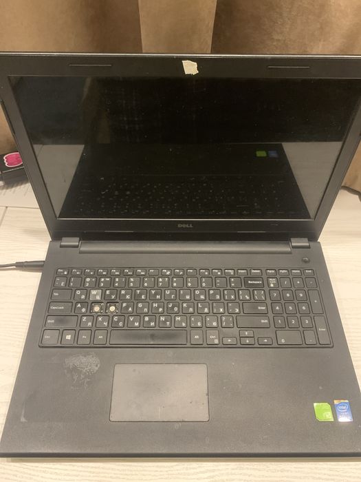 Продаю Dell ноутбук
