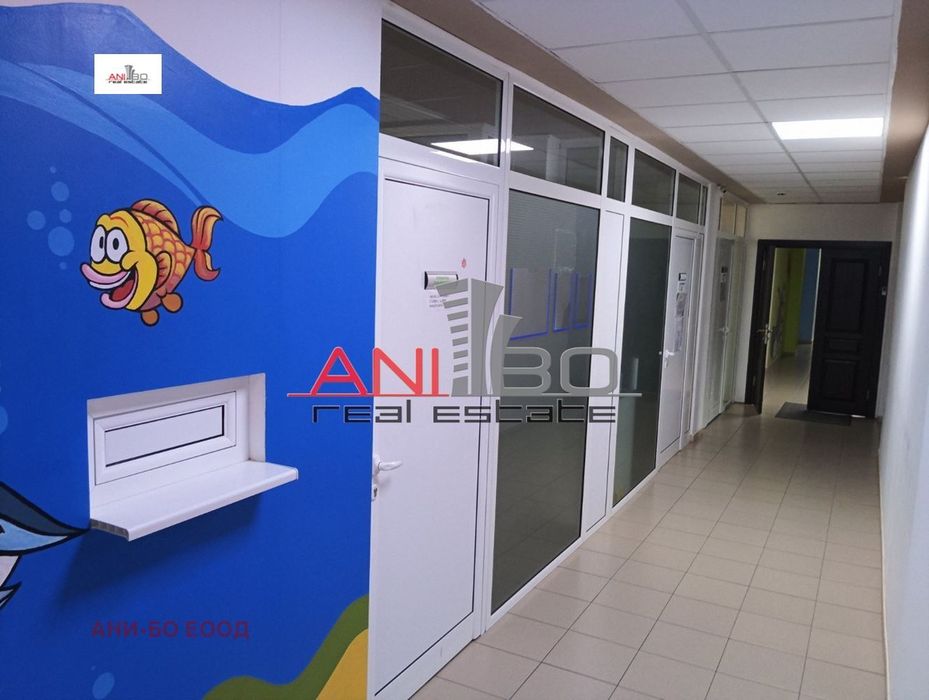 Дава се под наем Офис в Варна, Младост 1 - 812 кв.м за 5000 € - Снимка #3