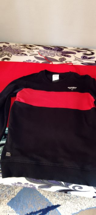 Bluză unisex mărime XL stare impecabilă fără defecte  culoare negru