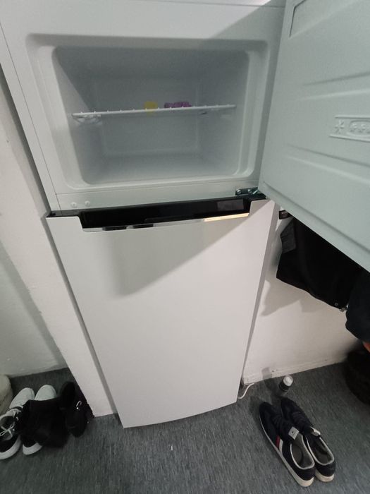 Frigider cu congelator