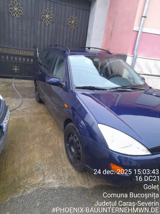 Masina Ford focus benzina scoase 3 rânduri de numere rosi motor de 1,6