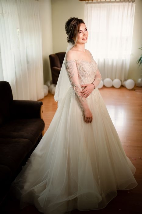 Vand rochie de mireasa