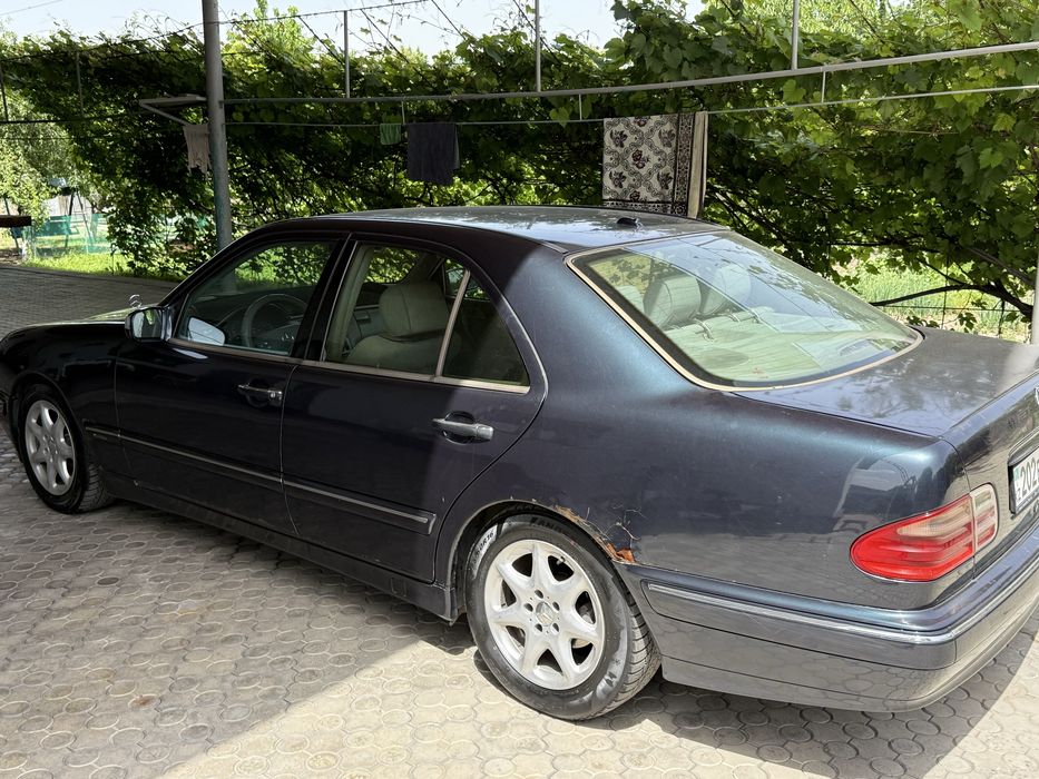 Продам мерседес w210