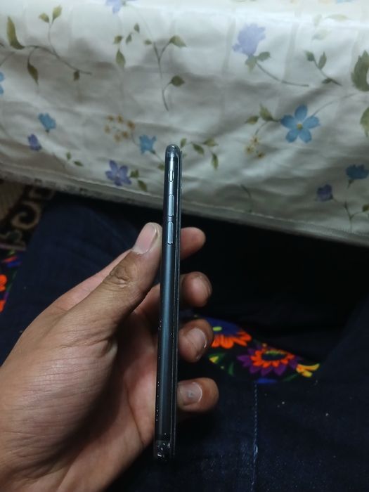 Iphone 7 batareya almashgan kogan xamma narsasi ishlaydi