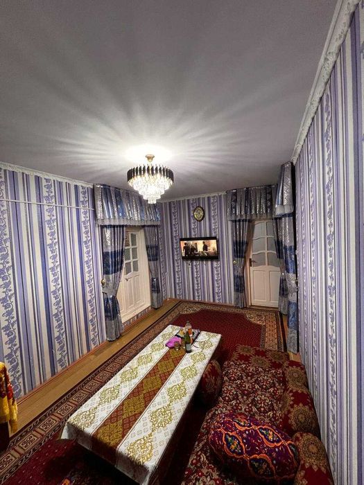 Продается 5-комнатная квартира в г. Зарафшан. Ипотека