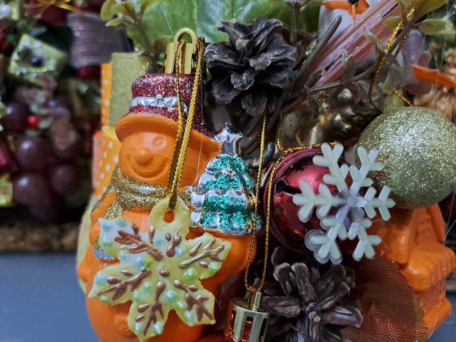 Ёлки декоративные ручной работы-  65см