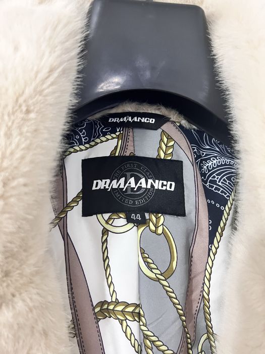 Шуба каракуль