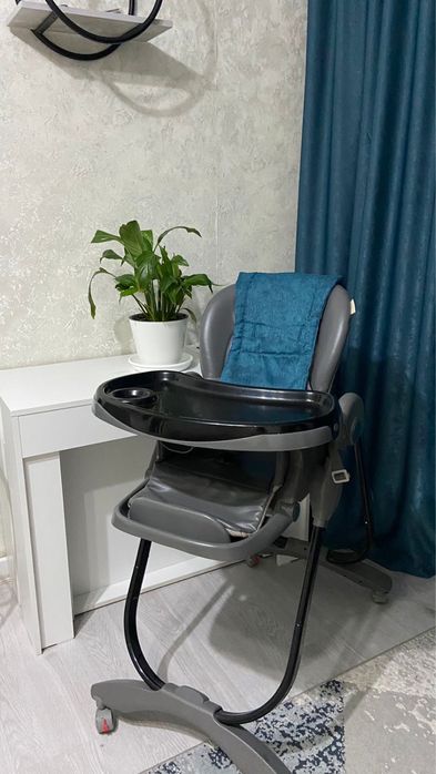 Продам Стулчик для кормления