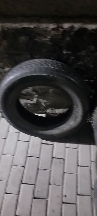 Продам автошину Б/У Трианже