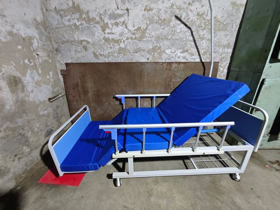 Кровать медицинская