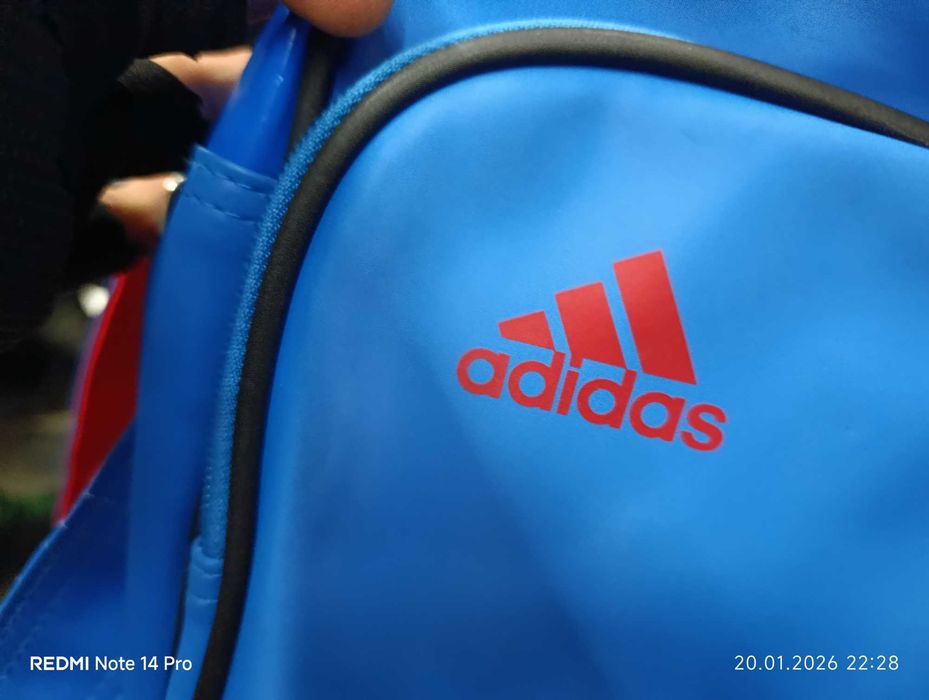 Чанта ADIDAS !!!НОВА!!!
