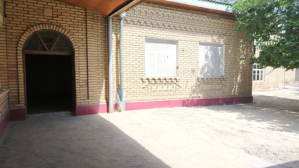 Ховли сотилади 8 сотих Кармана туман МРО повторити дан кейин Селхозни
