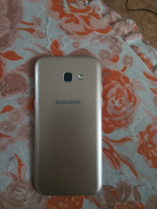 Продам Samsung galaxy A5