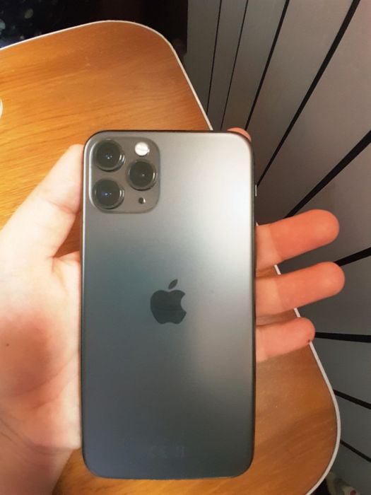 Iphone 11 pro 64/75 sotiladi!