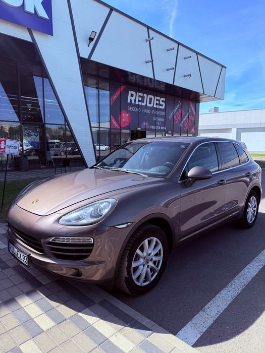 porsche cayenne