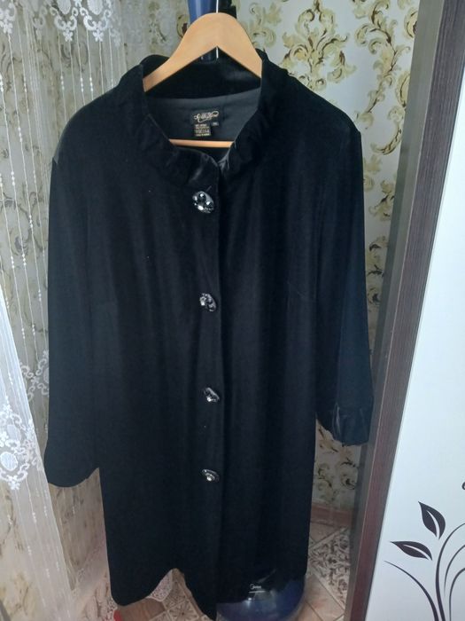 Одежды (костюм женский)