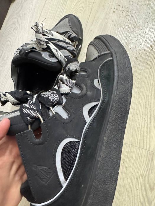 lanvin curb black-white