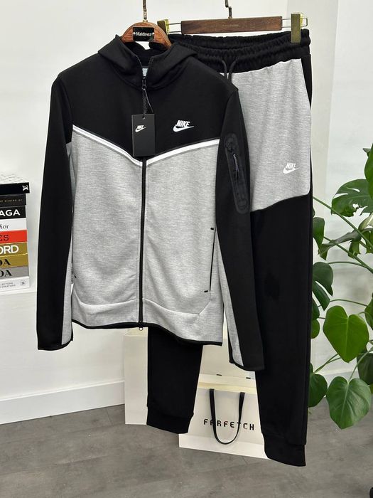 Екипи Nike Tech Fleece