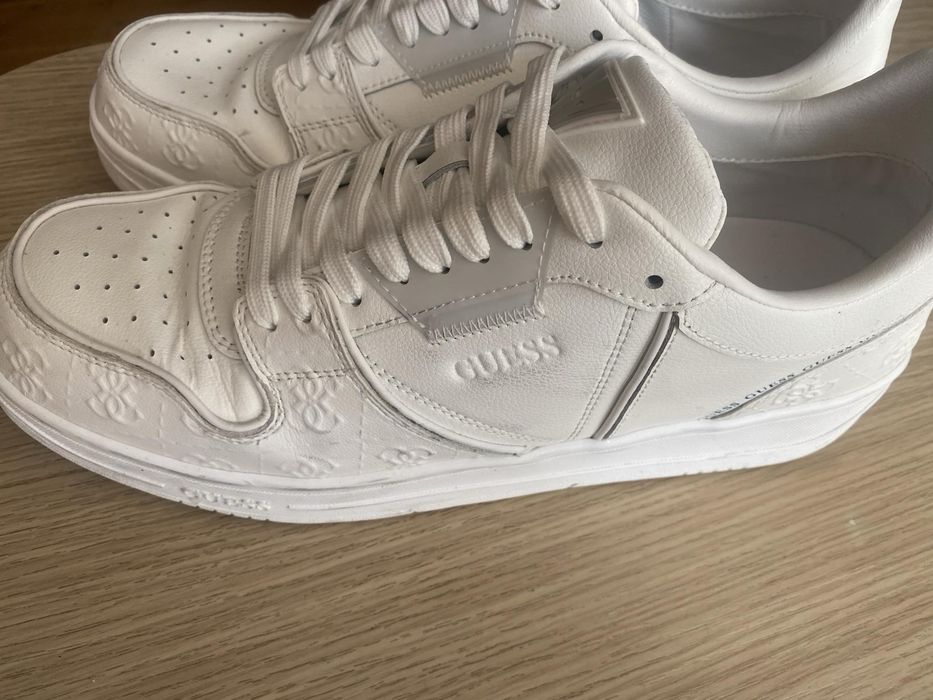 Обувки Guess 46 номер