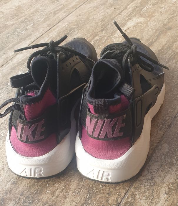 Nike Huarache за момиче