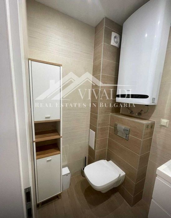 Дава се под наем Двустаен апартамент в к.к. Св.Св. Константин и Елена - 65 кв.м за 700 € - Снимка #3