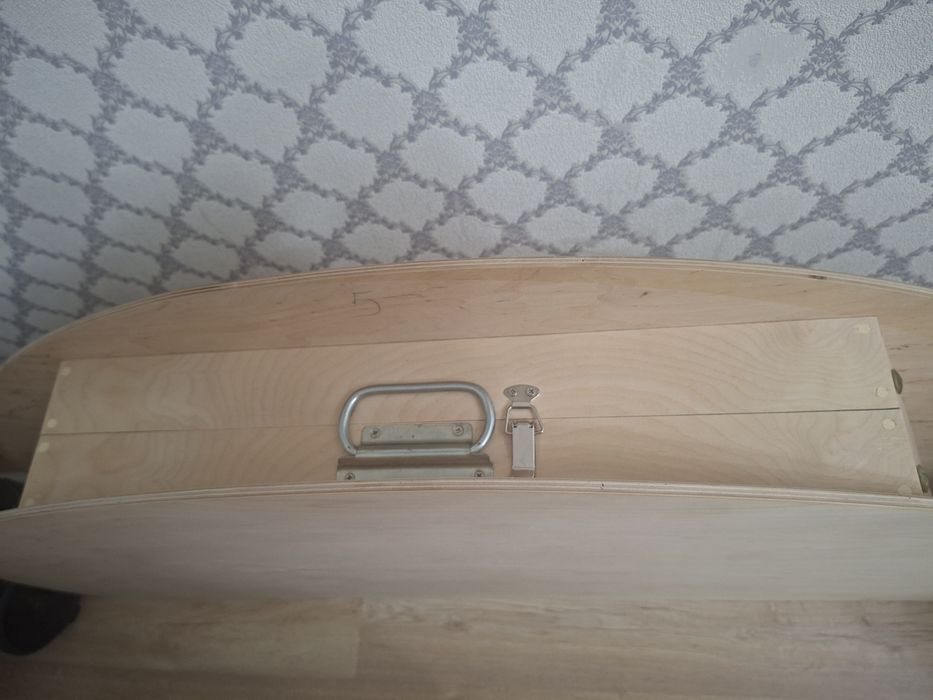 Жер стол дөңгелек үстел