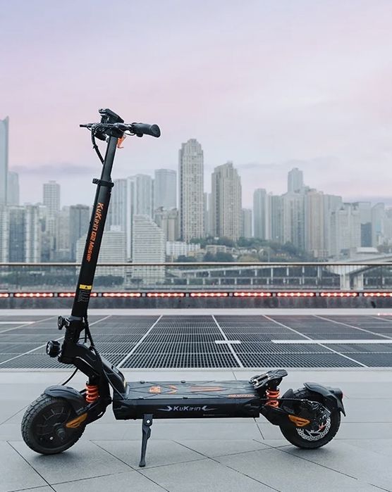 Trotineta G2 Master  ca noua  50 km parcursi