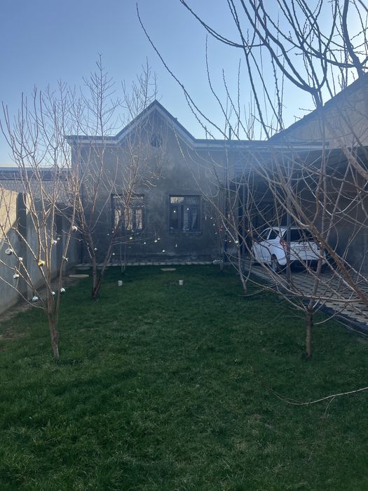 Хасанбойда ҳовли сотилади, обмен бор