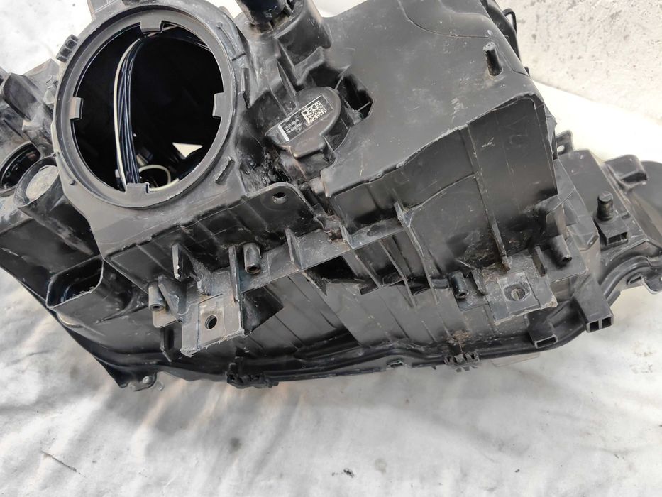 Оригинален фар  Бмв Ф30  BMW F30 F31