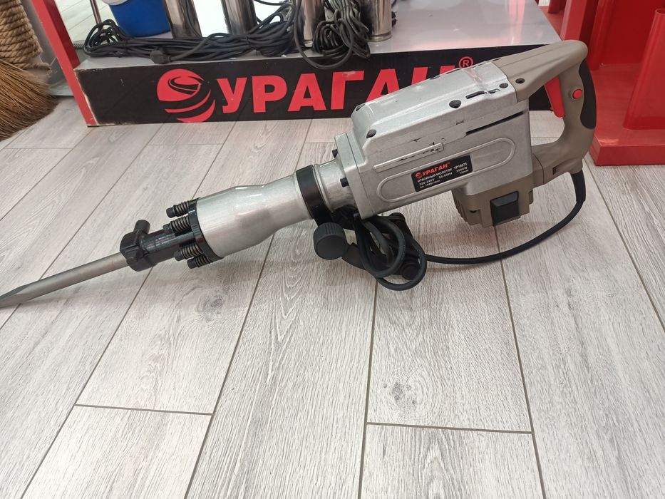 Перфоратор. Отбойник. Отбойный молоток. Отбойник