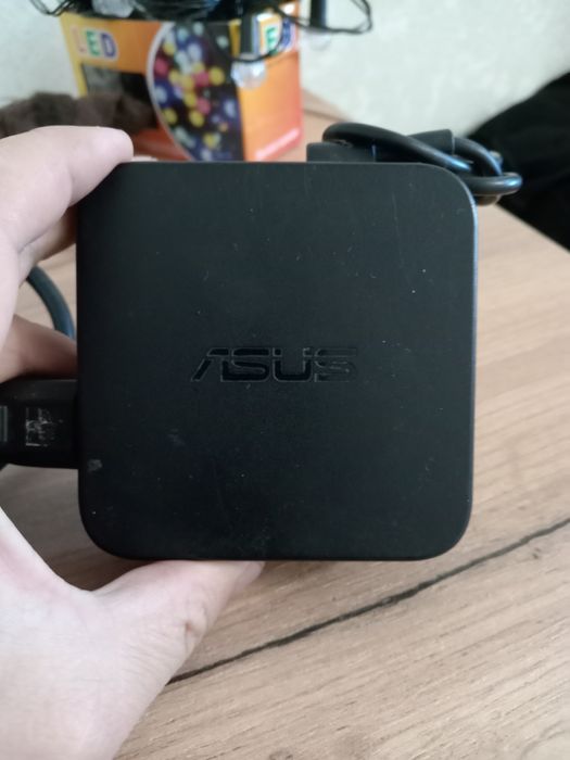 Зарядка для ноутбука Asus