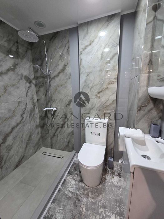 Продава се Тристаен апартамент в Пловдив, Център - 120 кв.м за 2384 €/кв.м - Снимка #10
