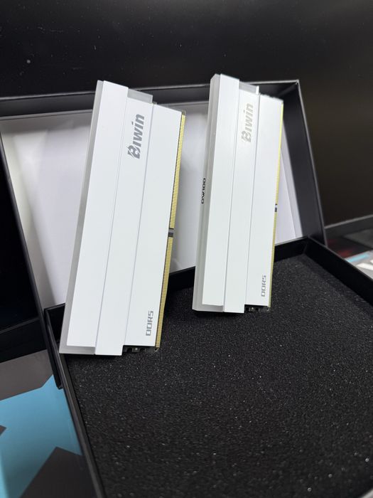Продам Озу ddr5 biwin 6000mhz 16x2