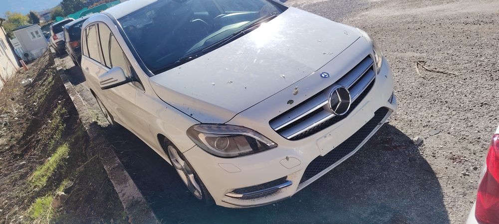 Mercedes-Benz B, Мерцедес Б180 на части!
