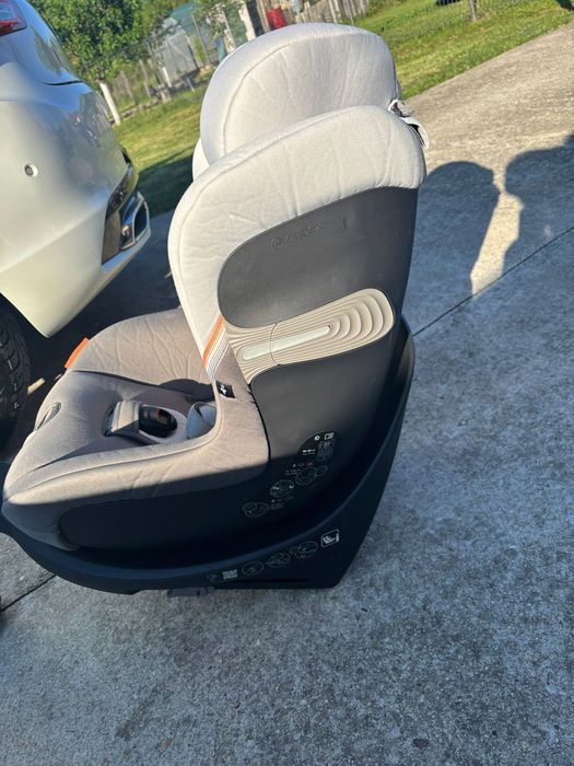 Scaun de mașină pt copii Cybex
