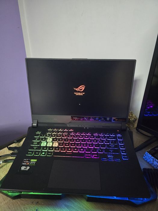 Laptop gaming Asus rog strix G15