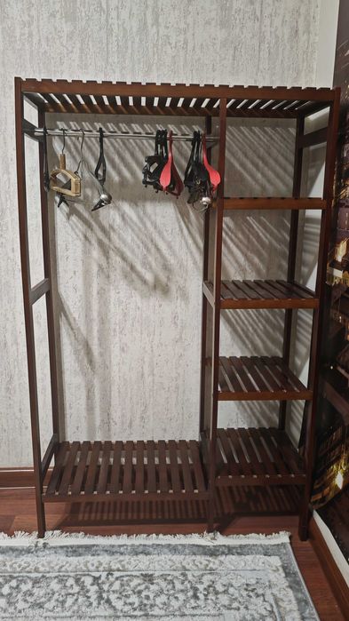 Продам деревянный стеллаж